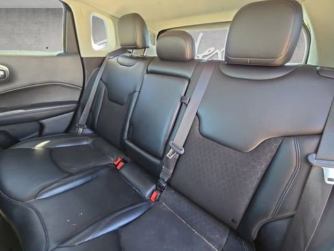 Used 2021 Jeep Compass Latitude image 22