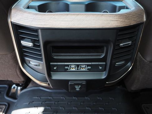 Used 2025 RAM 2500 Limited image 22