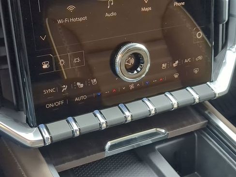 New 2026 GMC Acadia Denali Ultimate w/ LPO, All-Weather Package image 33