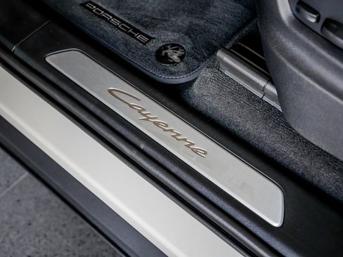 New 2026 Porsche Cayenne image 14