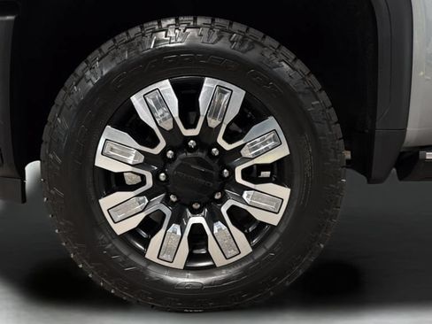 Used 2024 GMC Sierra 3500 Denali w/ Denali Reserve Package AWD/4WD image 44