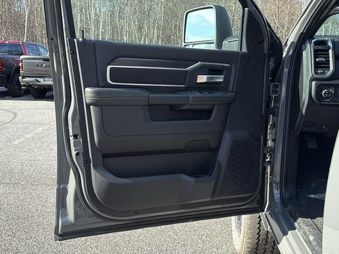 New 2026 RAM 3500 Big Horn image 7