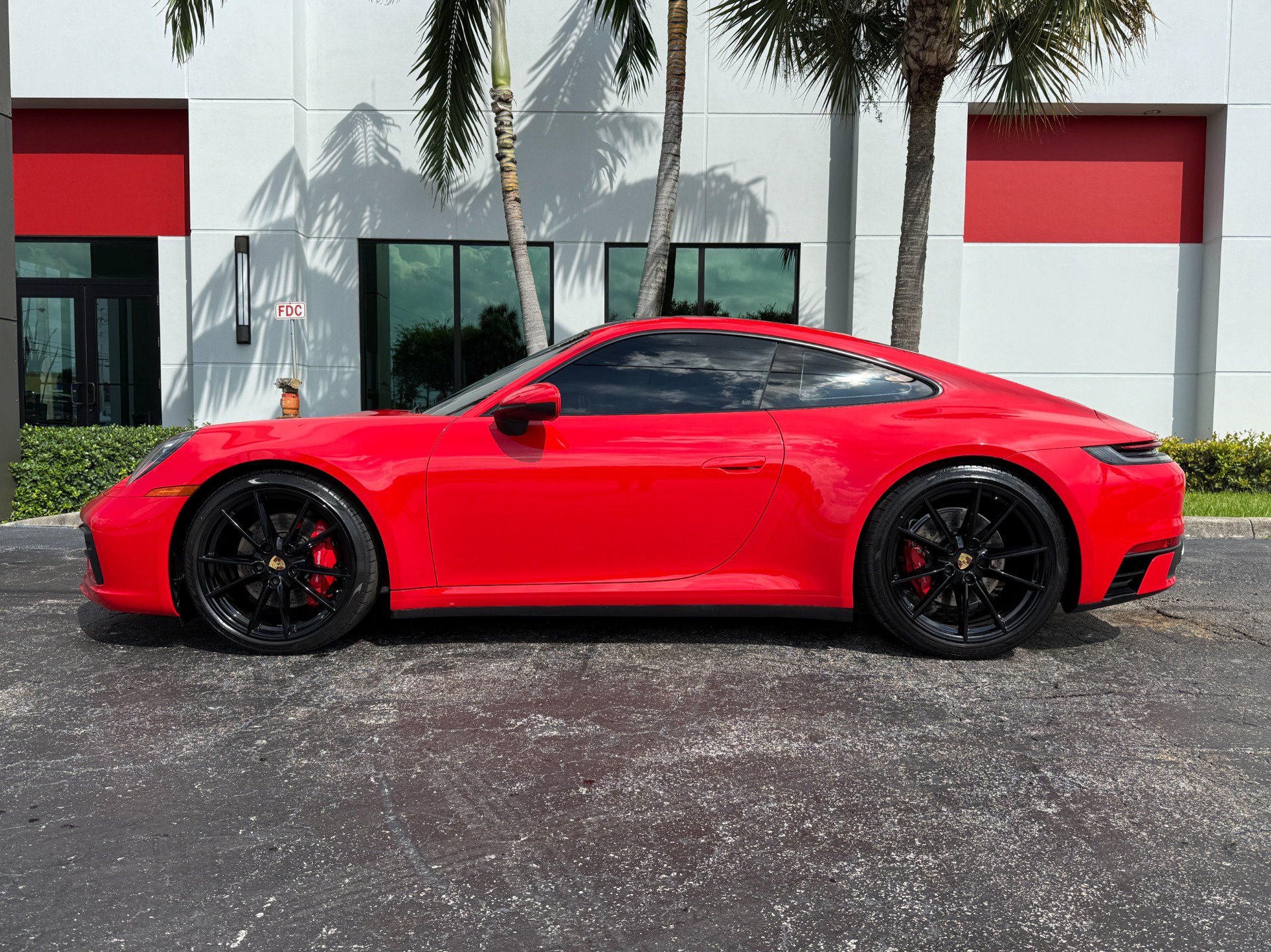 Used 2020 Porsche 911 Carrera S w/ Sport Package RWD image 13