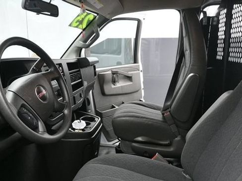 Used 2025 GMC Savana 2500 w/ Driver Convenience Package RWD image 22