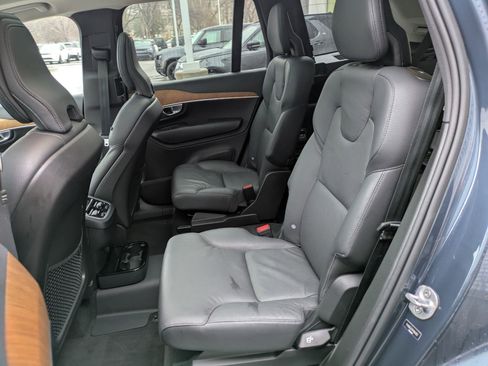 Used 2024 Volvo XC90 B6 Plus w/ Protection Package Premier image 28