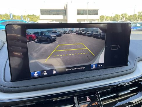 New 2026 Acura MDX SH-AWD image 13