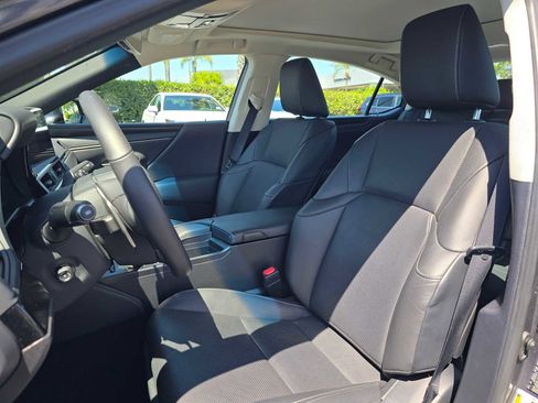 Used 2022 Lexus ES 350 w/ Premium Package FWD image 22