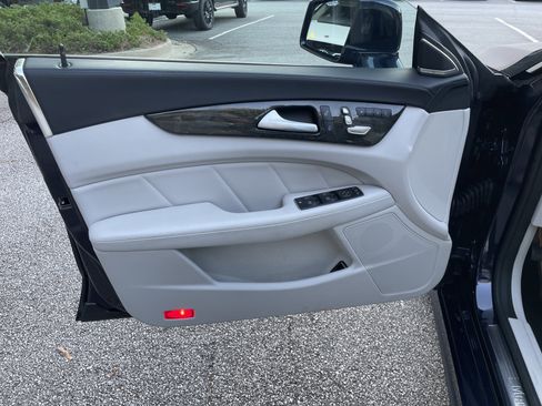 Used 2018 Mercedes-Benz CLS 550 4MATIC image 16