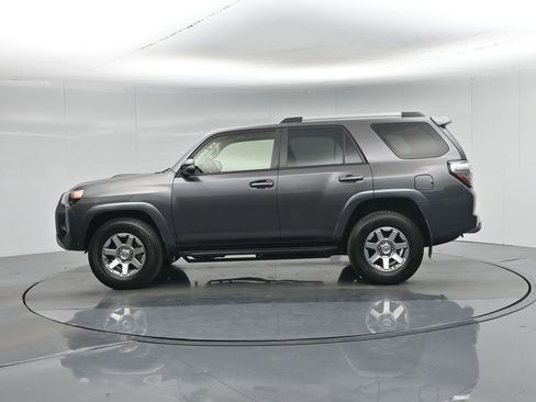 Used 2015 Toyota 4Runner Trail Premium AWD/4WD image 30