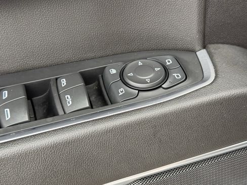 Used 2024 GMC Sierra 1500 SLT image 25