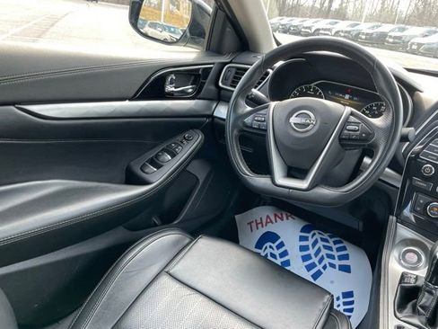 Used 2023 Nissan Maxima SV w/ Floor Mat Group image 32