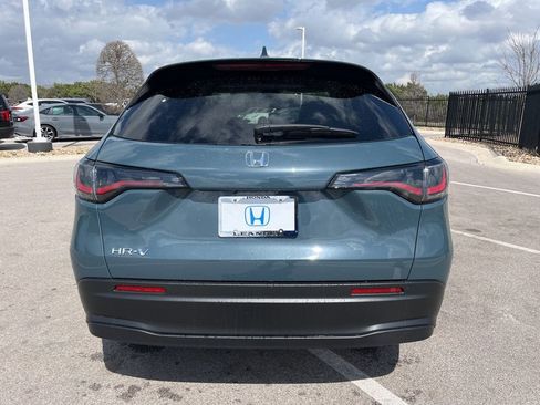 Certified 2026 Honda HR-V LX image 5