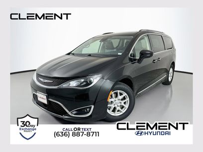 Used 2020 Chrysler Pacifica Touring-L w/ Advanced Safetytec Group