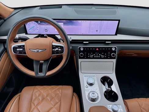 Used 2025 Genesis GV80 3.5T Prestige image 15