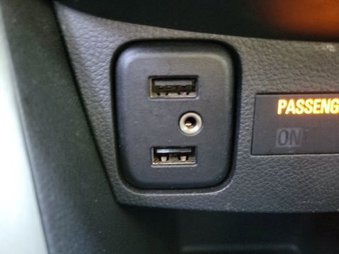 Certified 2021 Chevrolet Trax LT w/ Driver Confidence Package image 30