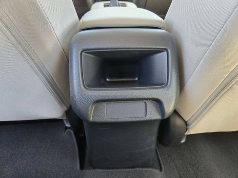 Used 2023 Honda HR-V LX image 12