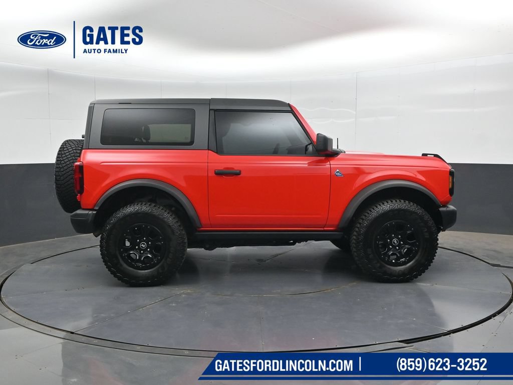 Used 2023 Ford Bronco Black Diamond w/ Sasquatch Package AWD/4WD image 3