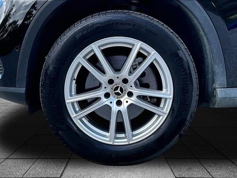 Certified 2023 Mercedes-Benz GLC 300 4MATIC image 36