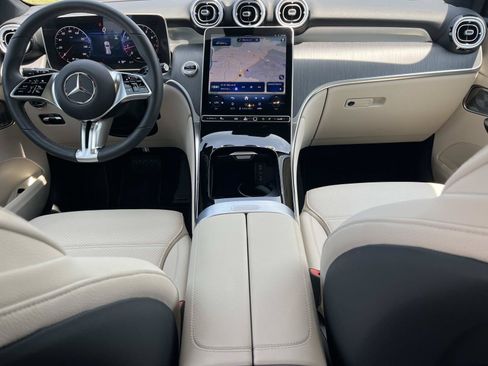 Used 2026 Mercedes-Benz GLC 300 4MATIC image 13