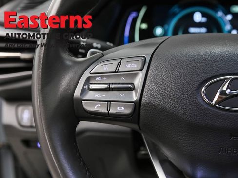 Used 2020 Hyundai Ioniq Limited image 15