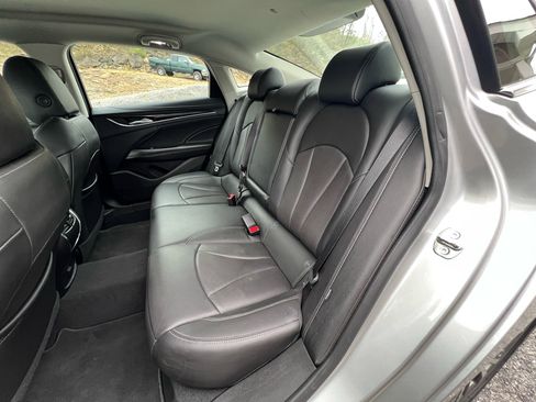 Used 2017 Buick LaCrosse Essence image 21