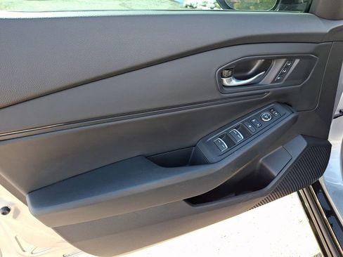 Used 2024 Honda Accord EX-L image 12