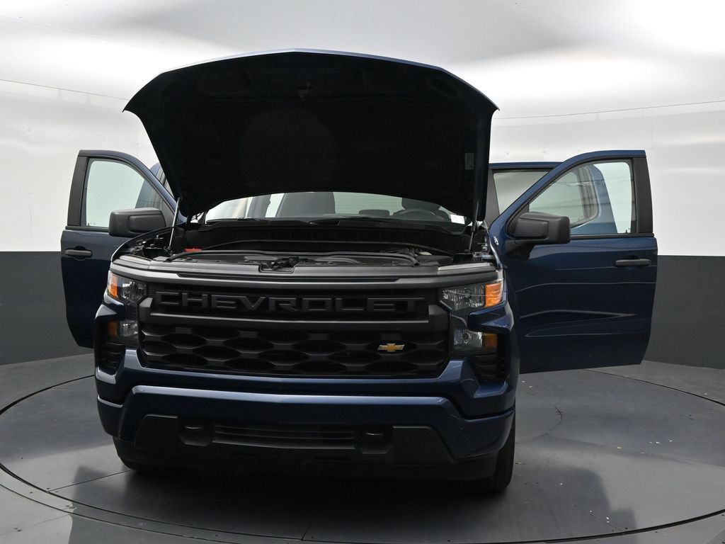 Used 2022 Chevrolet Silverado 1500 Custom RWD image 32