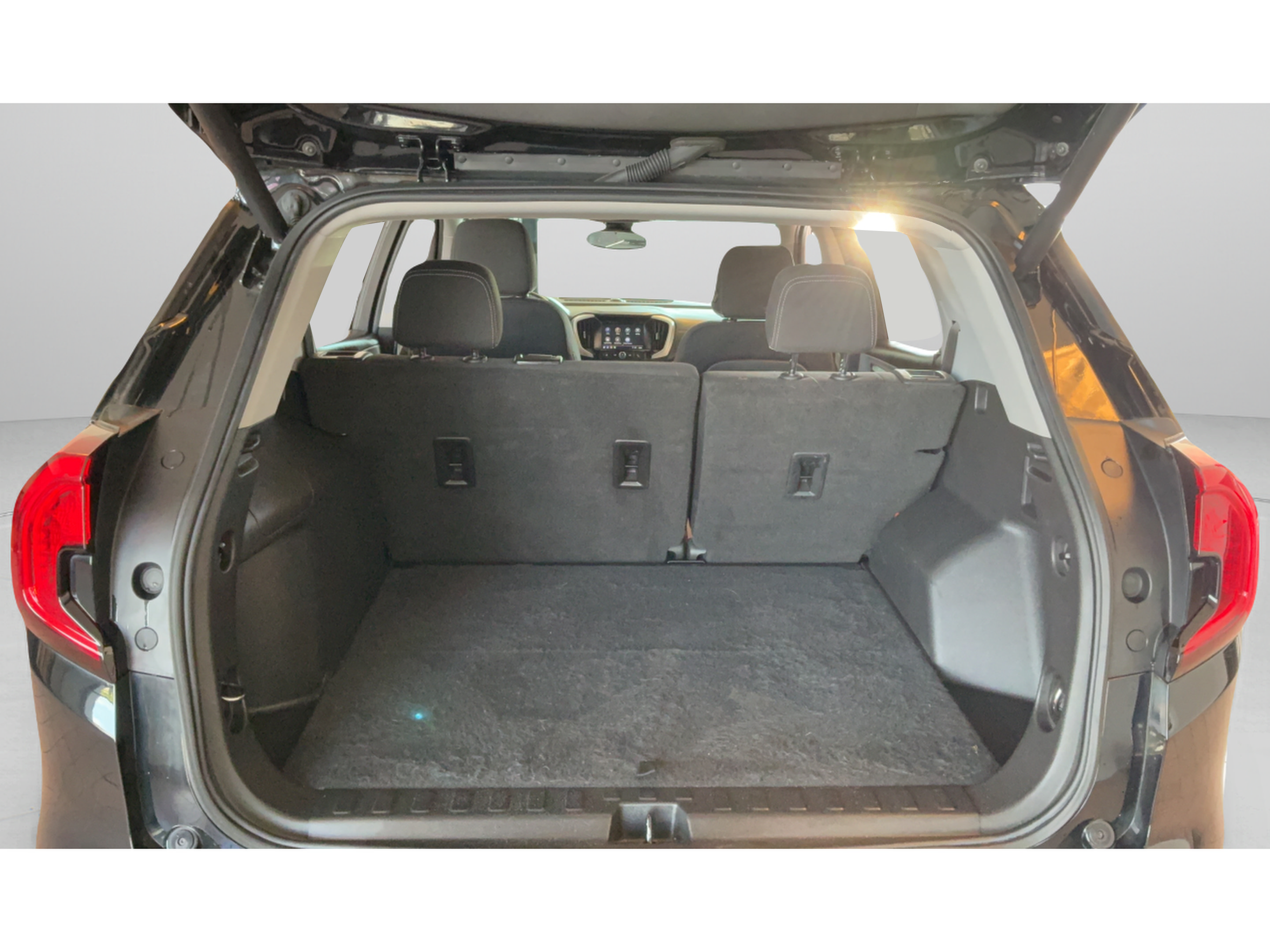 Used 2022 GMC Terrain SLE w/ Driver Convenience Package FWD image 29