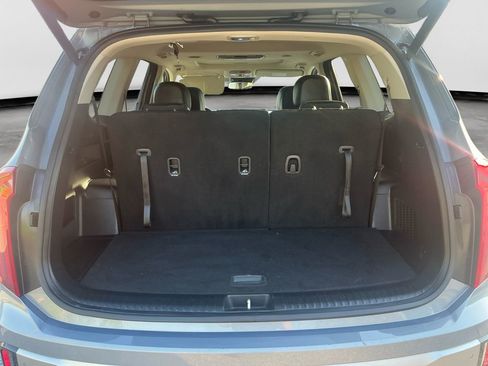 Used 2025 Kia Telluride S image 13