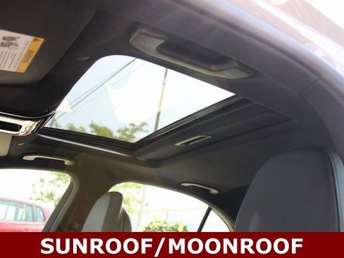 New 2025 Mercedes-Benz C 300 4MATIC Sedan image 16