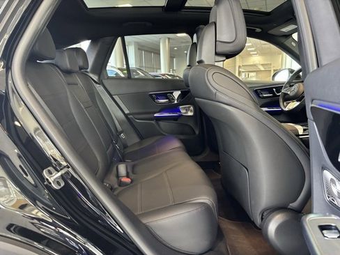 Certified 2025 Mercedes-Benz GLC 300 4MATIC image 34