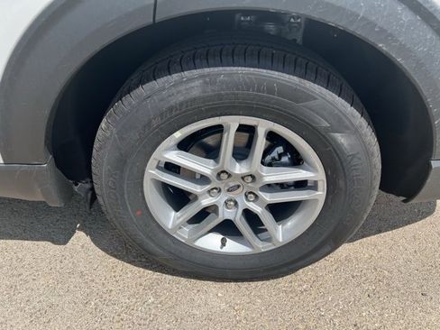 New 2025 Ford Explorer Active w/ Active Comfort Package image 5