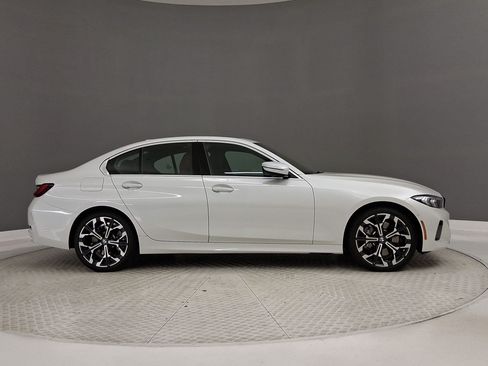 Used 2026 BMW 330i Sedan w/ Convenience Package RWD image 8