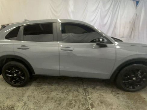 Used 2023 Honda HR-V Sport image 9