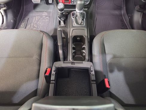 New 2026 Jeep Gladiator Rubicon AWD/4WD image 25