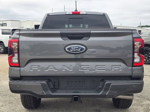 Used 2025 Ford Ranger XLT w/ Trailer Tow Package RWD image 4