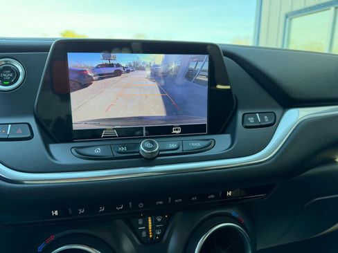 Used 2021 Chevrolet Blazer LT image 15