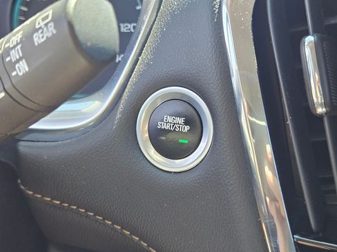 Certified 2018 Chevrolet Traverse LS FWD image 18