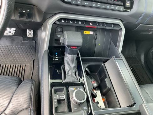 Used 2024 Toyota Tundra Platinum w/ TRD Off-Road Package image 27