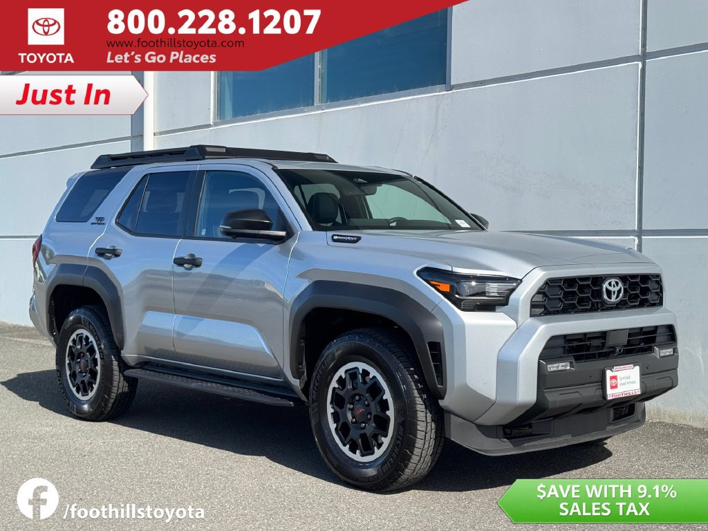 Certified 2025 Toyota 4Runner TRD Off-Road Premium AWD/4WD image 1
