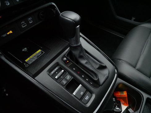 Used 2023 Honda CR-V EX-L image 25