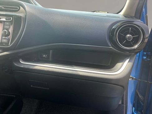 Used 2015 Toyota Prius C Two FWD image 23