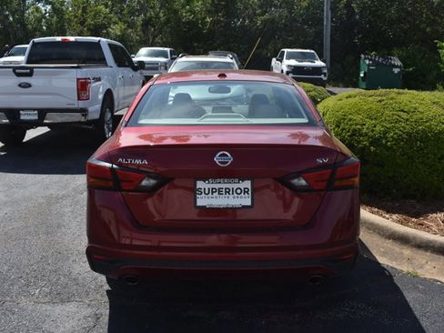 Used 2020 Nissan Altima 2.5 SV FWD image 4