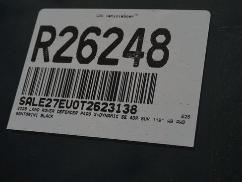 Used 2026 Land Rover Defender 110 X-Dynamic SE AWD/4WD image 31