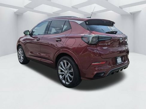 Used 2024 Buick Encore GX Avenir w/ Avenir Technology Package FWD image 7