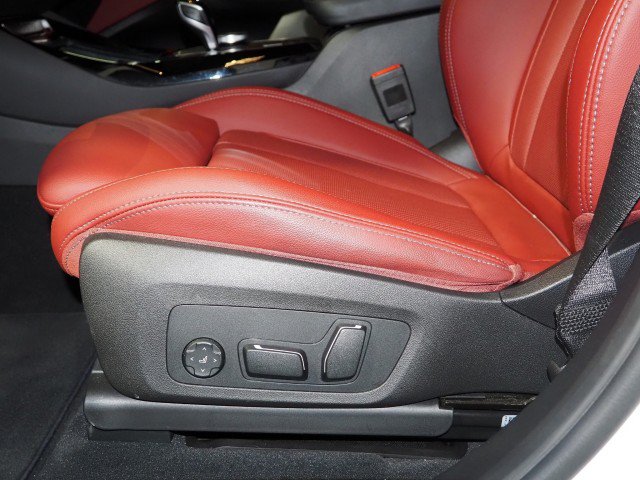 Used 2024 BMW X3 sDrive30i w/ M Sport Package w/ M Sport Package RWD image 65