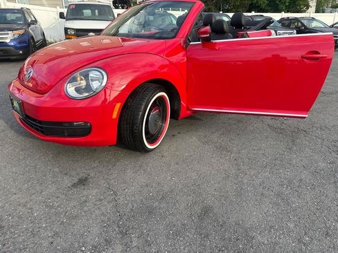 Used 2013 Volkswagen Beetle 2.5 FWD image 40