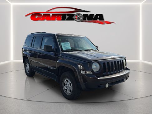 Used 2014 Jeep Patriot Sport w/ Power Value Group FWD image 1