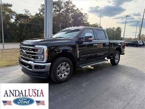 Used 2023 Ford F250 Lariat w/ Chrome Package image 21