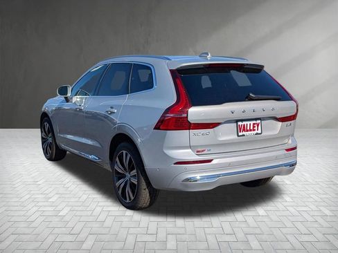 Used 2023 Volvo XC60 B6 Ultimate w/ Climate Package image 13